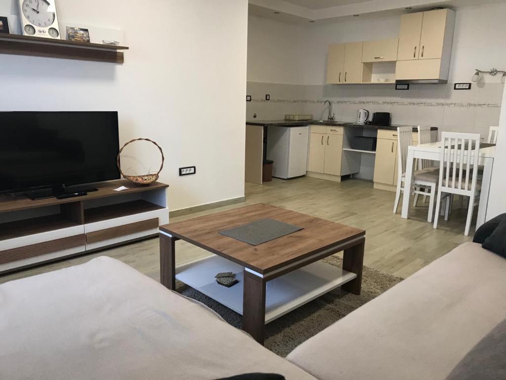 Mm Apartmani Belgrado Exterior foto